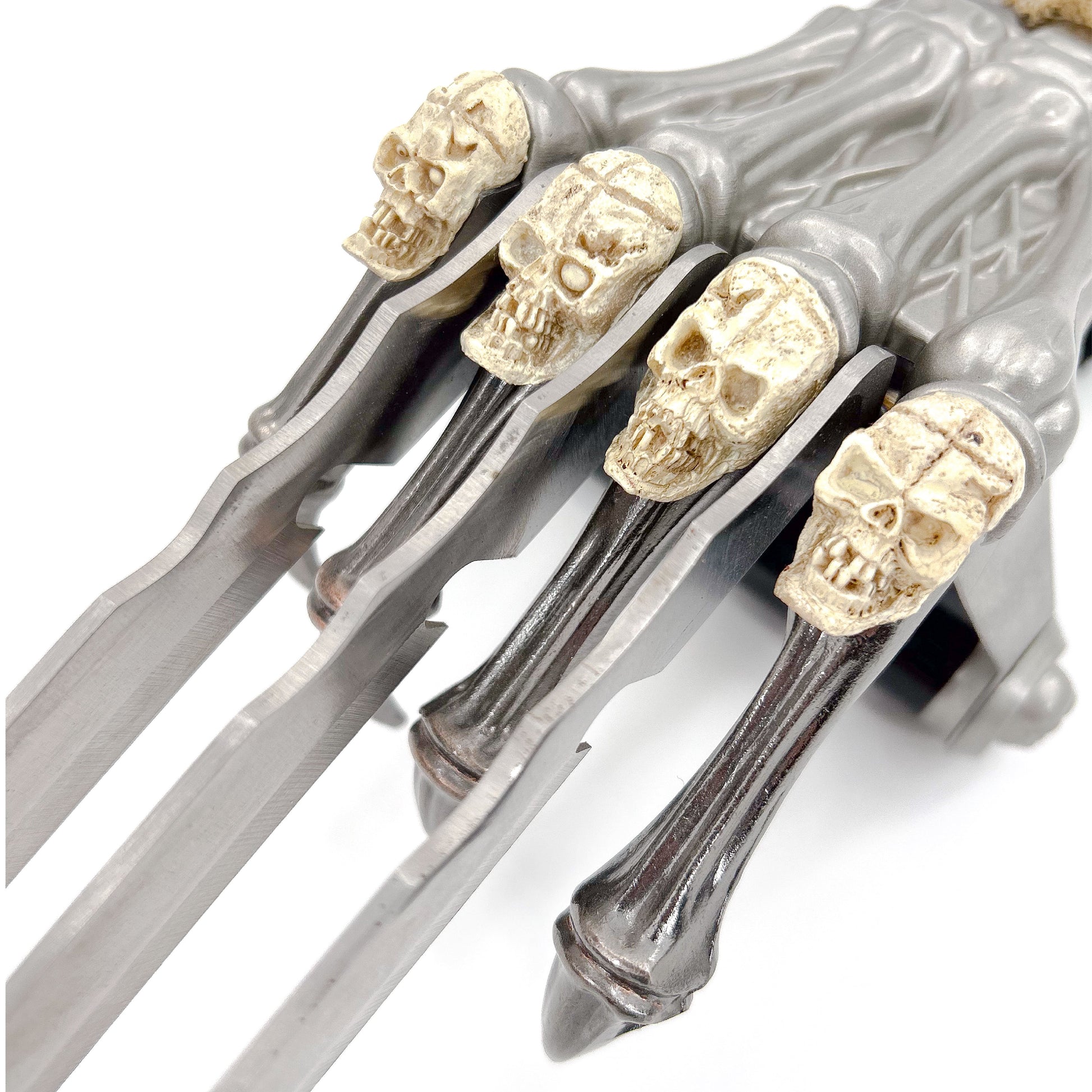 Death Skull Head Triple Claw Dagger-3