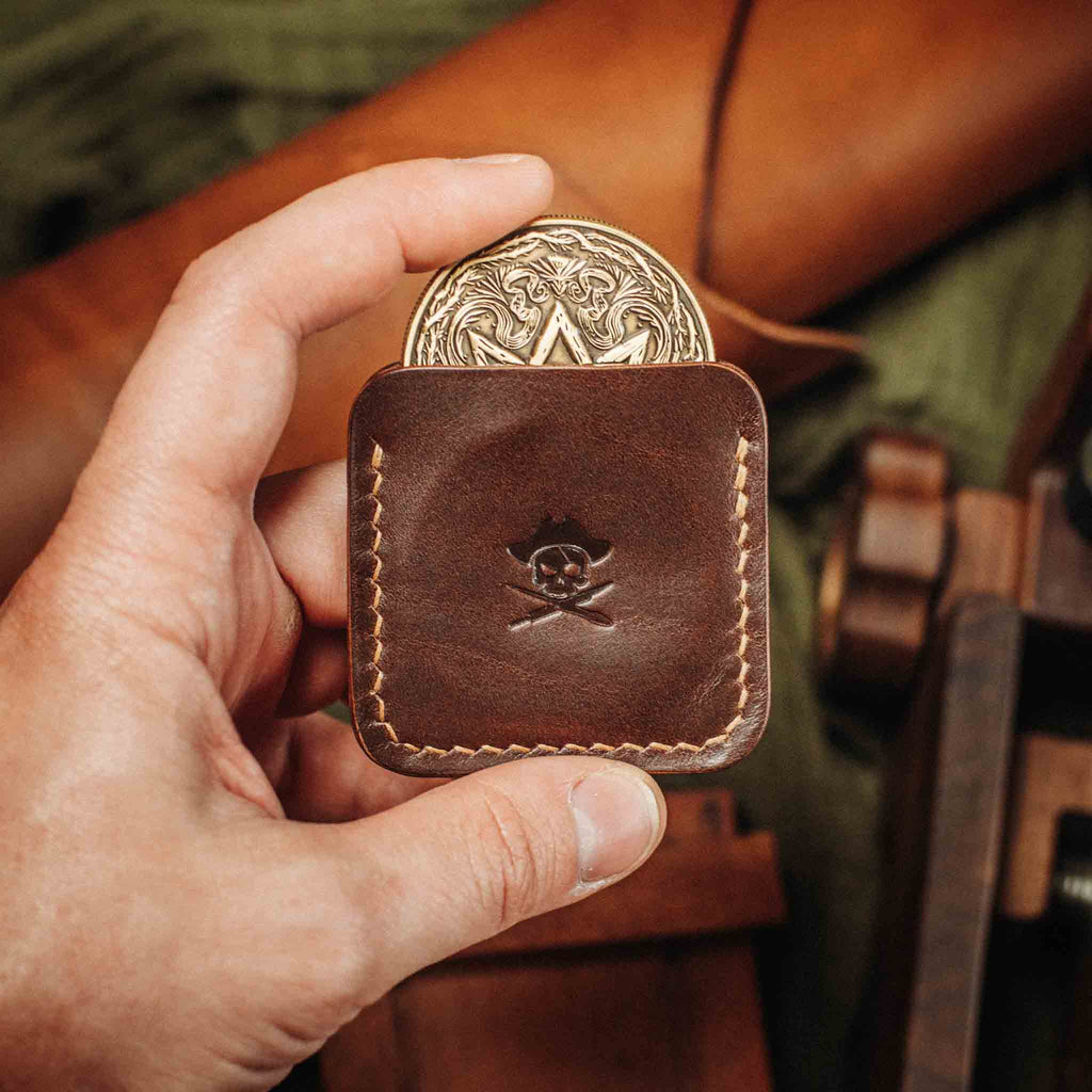 Peso Pocket v3 – Leather Challenge Coin Slip | Pirate Goods
