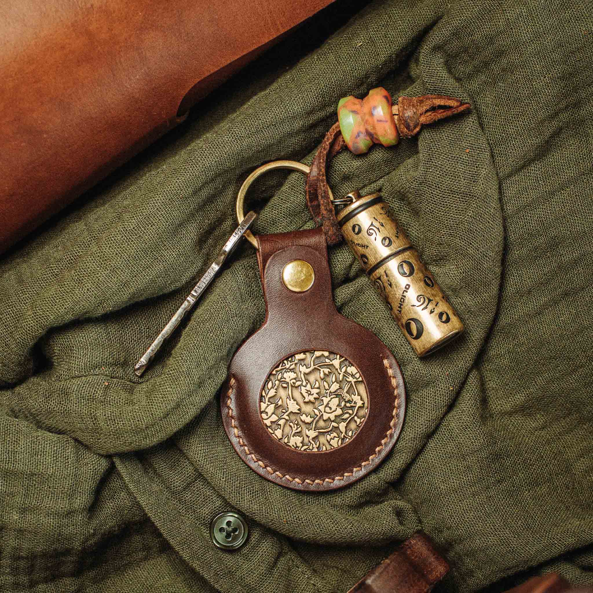 Peso Pocket v5 – Leather Coin Keychain Case | Pirate Goods
