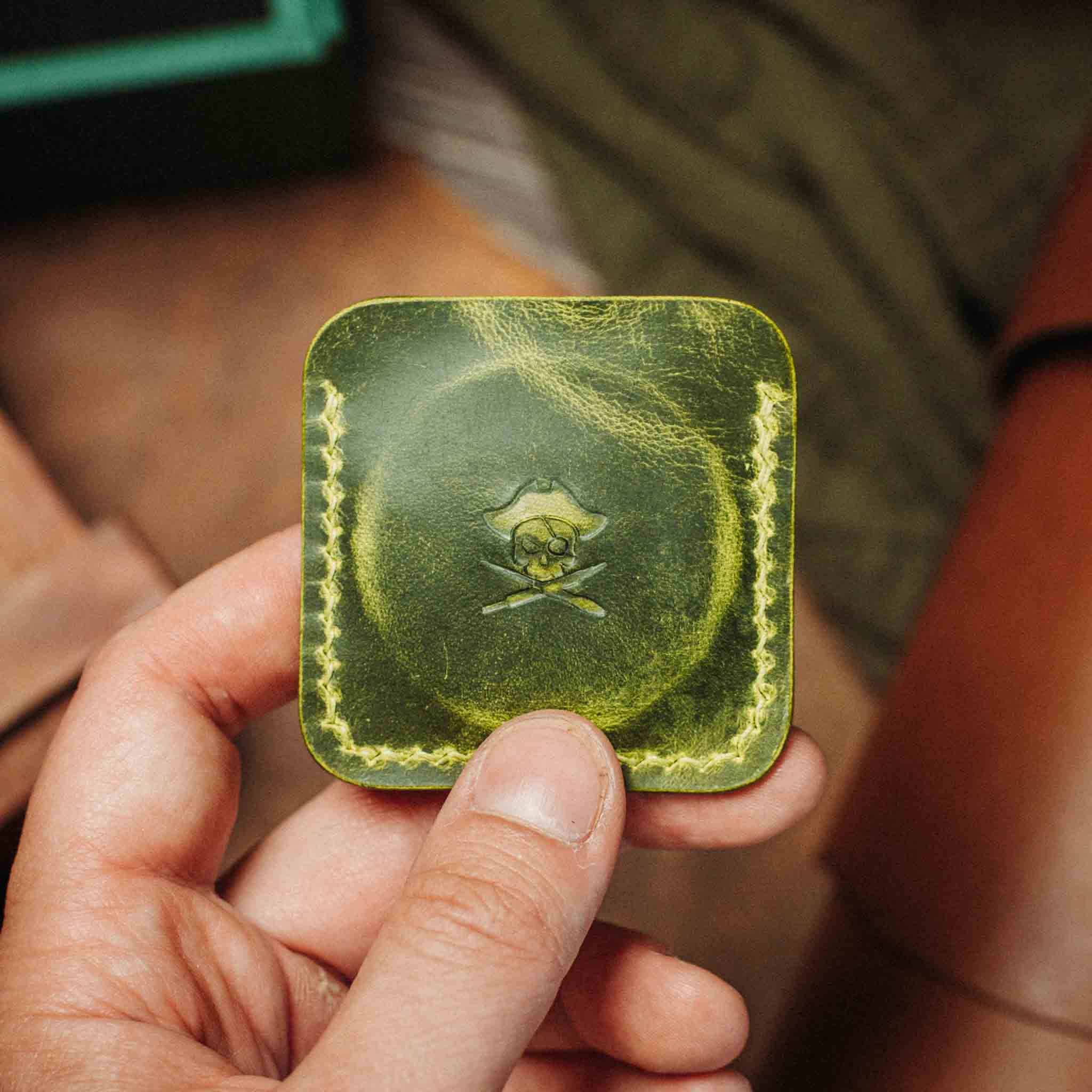 Peso Pocket v3 – Leather Challenge Coin Slip | Pirate Goods