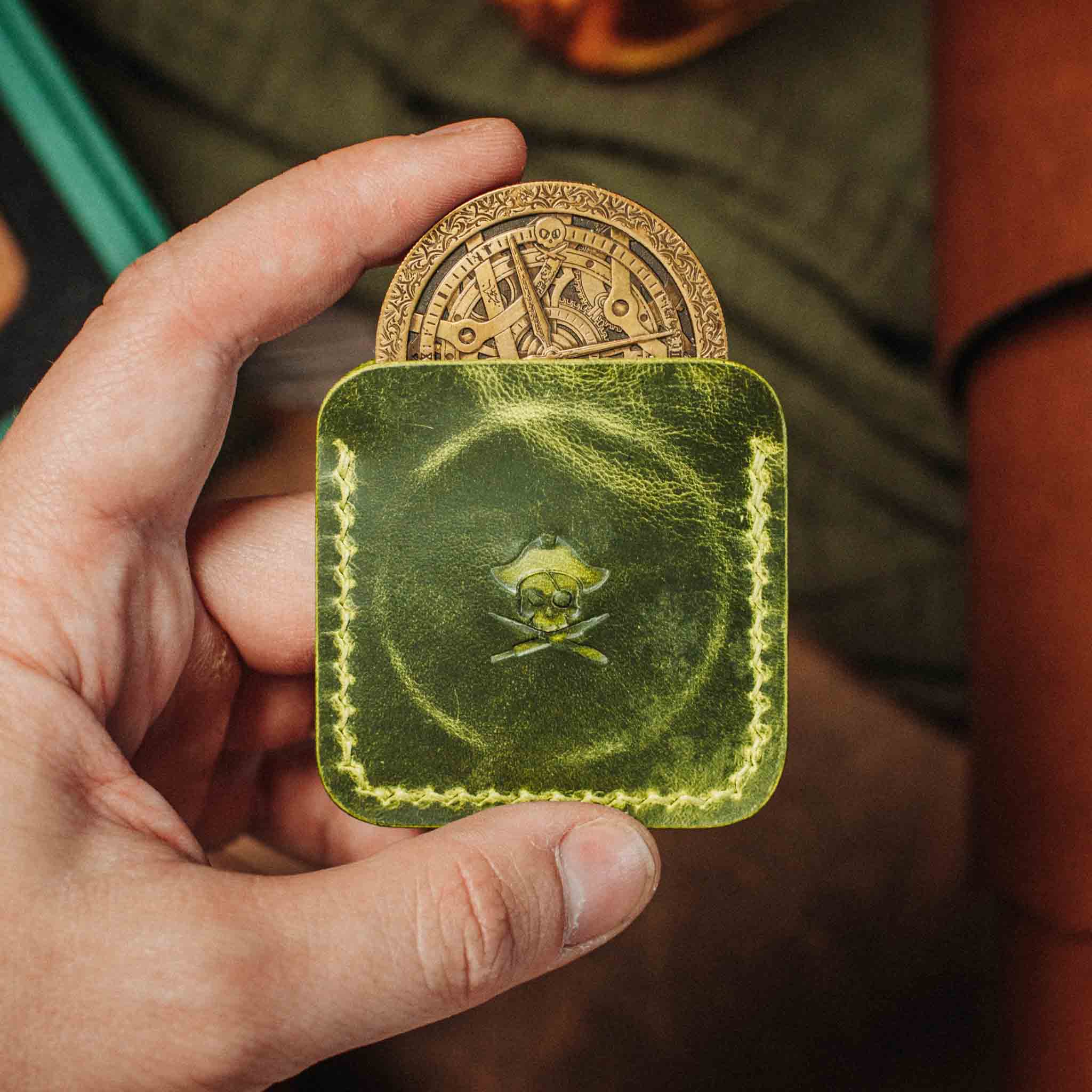 Peso Pocket v3 – Leather Challenge Coin Slip | Pirate Goods