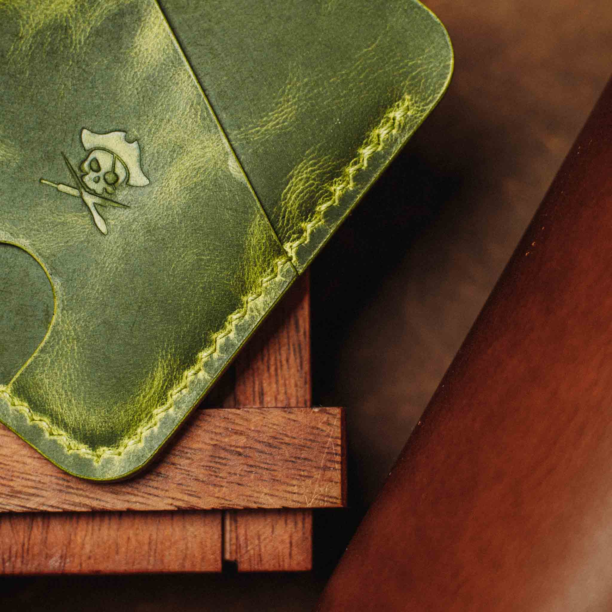 Pirate Goods Boatswain v4 – Minimalist Leather Slim Wallet