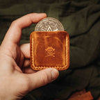 Peso Pocket v3 – Leather Challenge Coin Slip | Pirate Goods