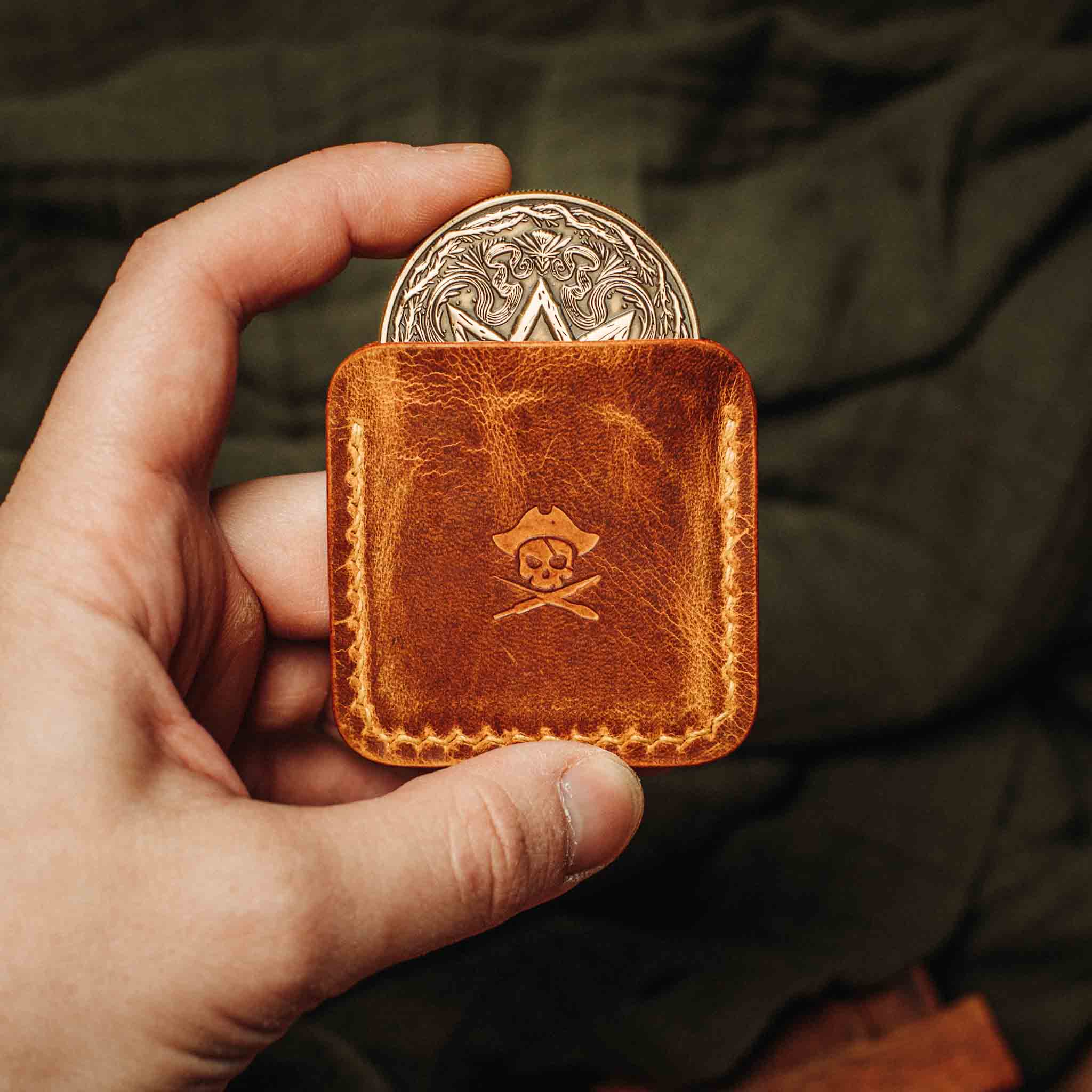 Peso Pocket v3 – Leather Challenge Coin Slip | Pirate Goods