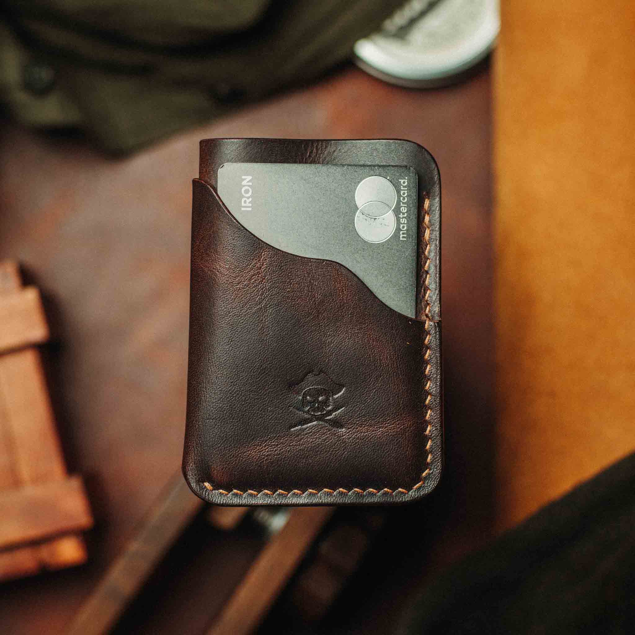 Venturer v2 – Minimalist Leather Wallet