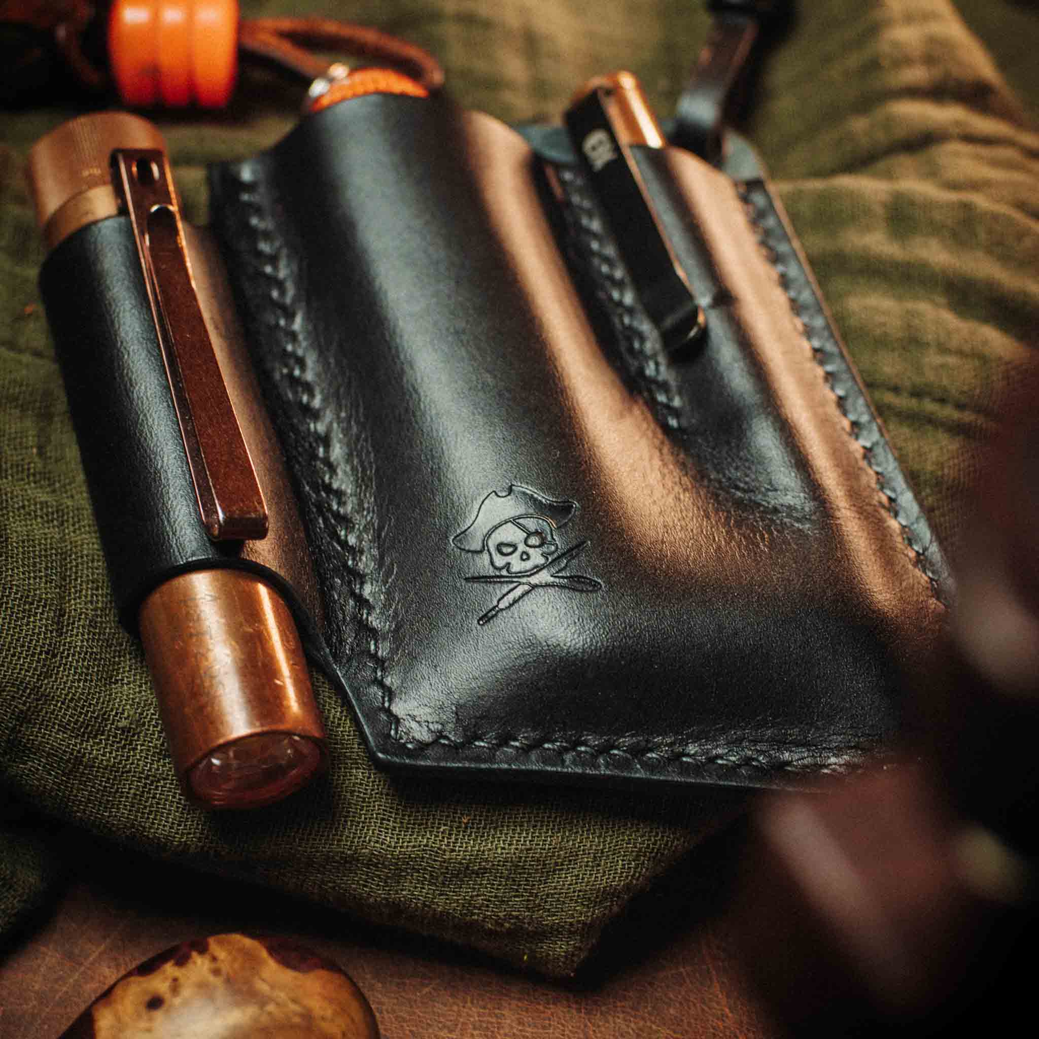 Pirate Goods First Mate v3 Pocket Organizer – Leather EDC Pocket Carrier