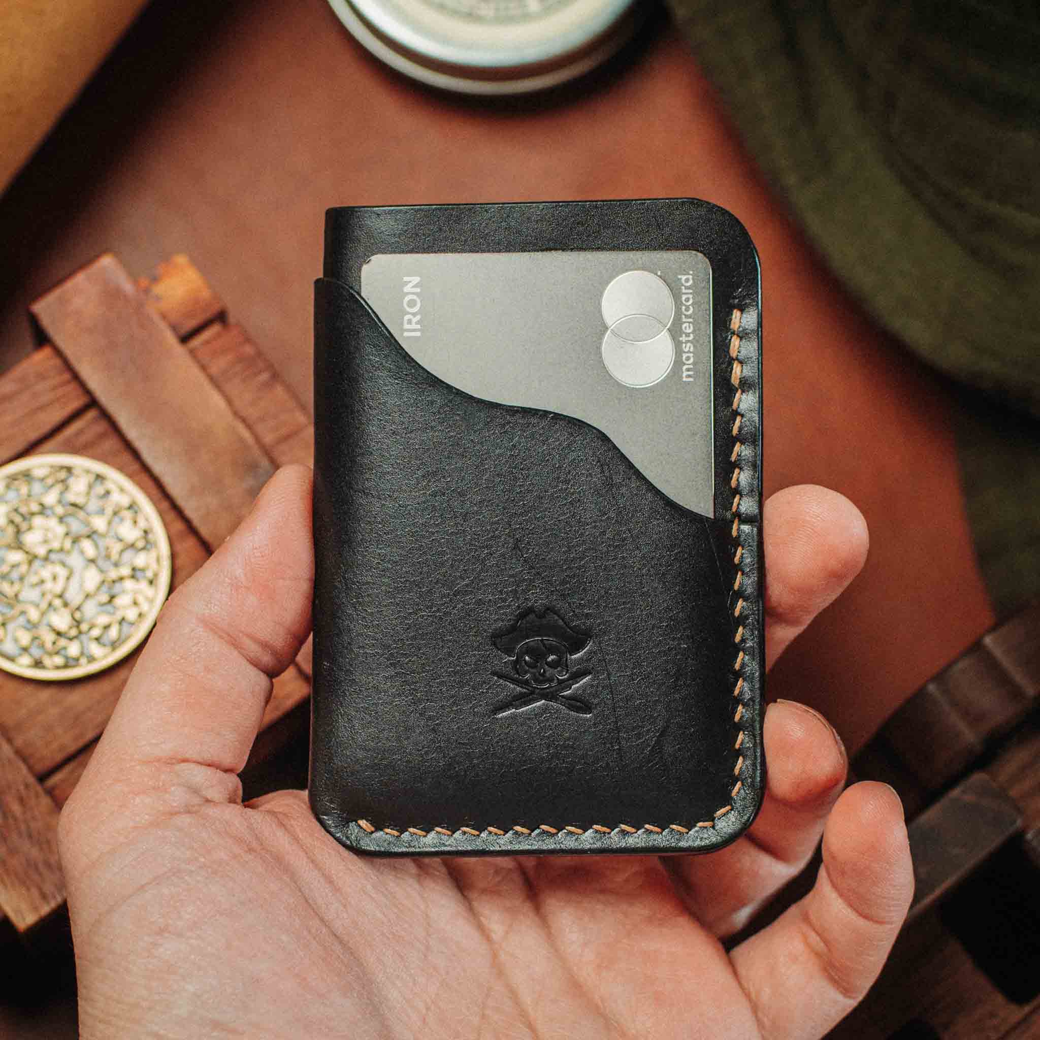 Venturer v2 – Minimalist Leather Wallet