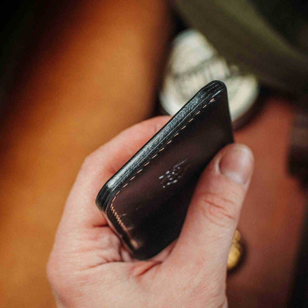 Venturer v2 – Minimalist Leather Wallet
