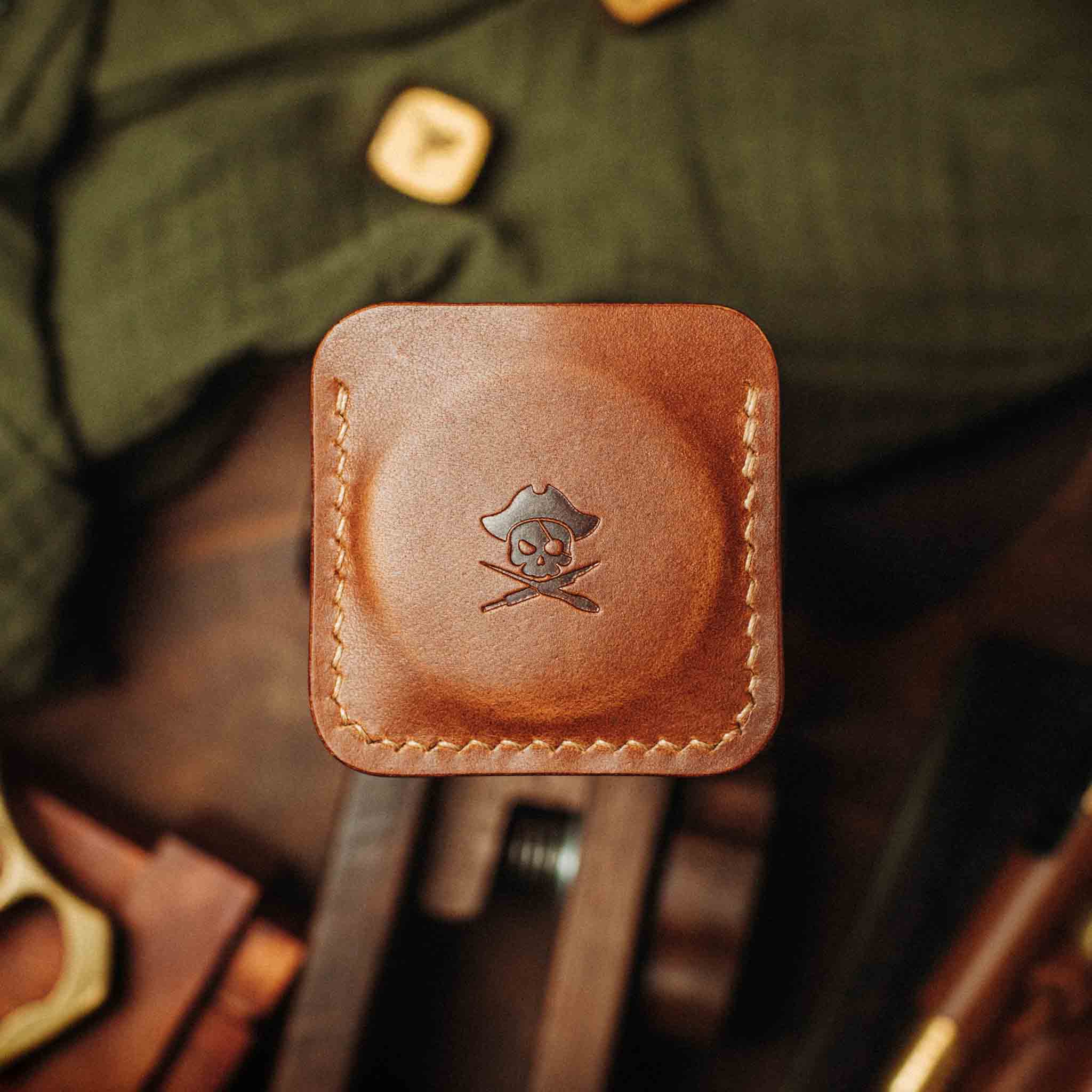 Peso Pocket v3 – Leather Challenge Coin Slip | Pirate Goods