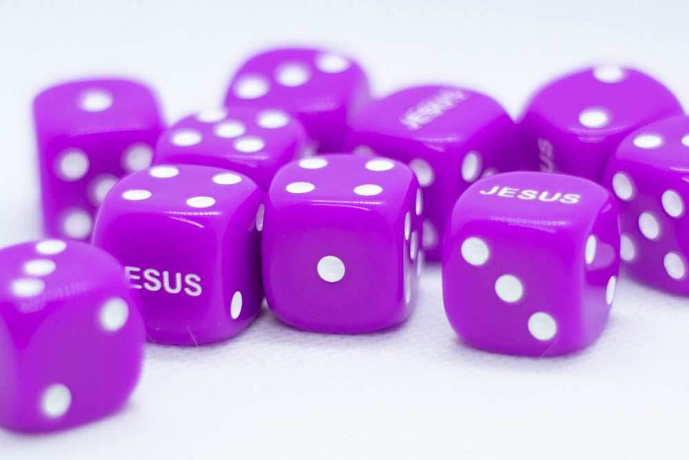 Purple 16mm d6 Dice Featuring 'JESUS' on the 6 side (sold per die) - 