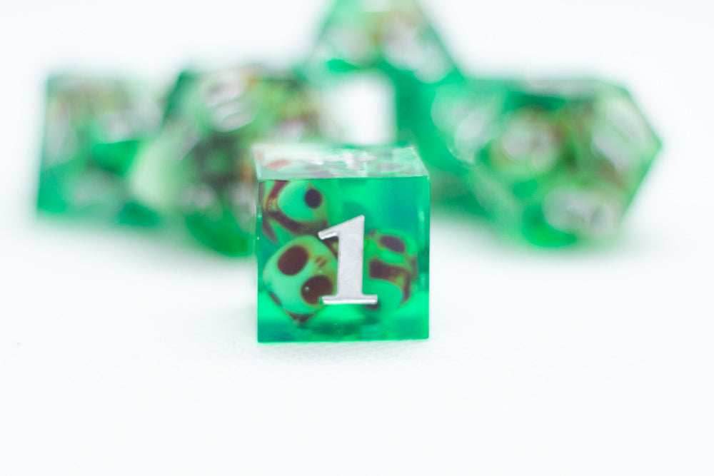 Teal Green Skull Inclusion 7-Dice Set Resin Sharp Edge RPG DND (Limited Stock) - 