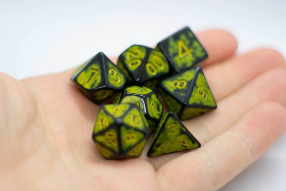 Sun Yellow Distressed Ancient 7-Dice Set Black w/Yellow Dnd Dice - 
