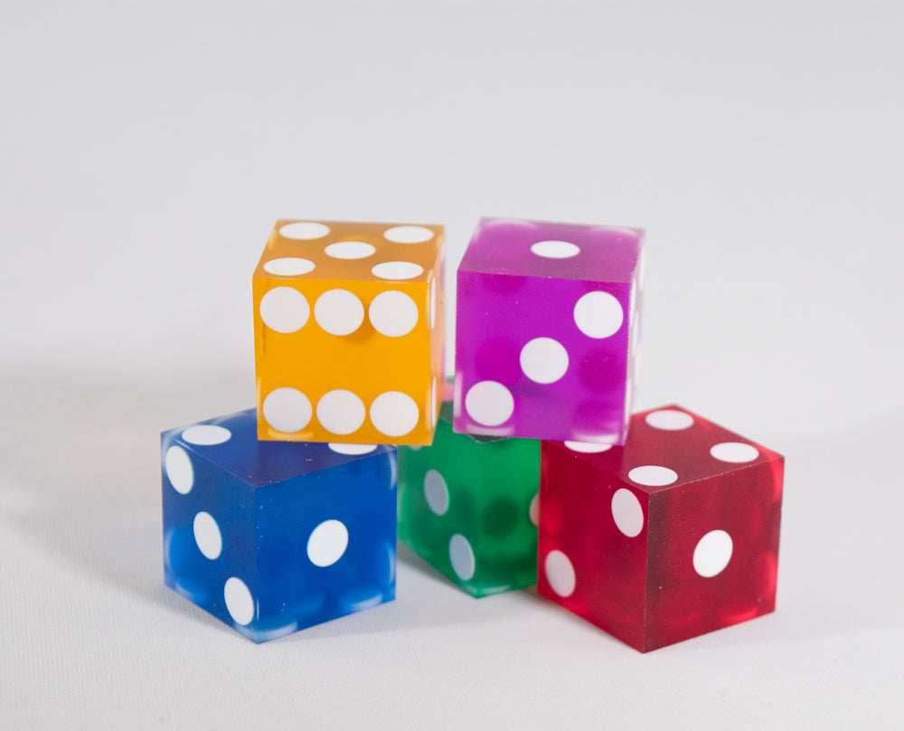 Multi-Color Casino Dice d6 19mm Razor Edge No Serial Numbers or Names Clean - 