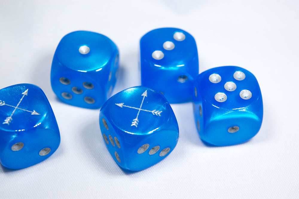 Double Arrow Light Blue Velvet Dice 16mm D6 Chessex - with Silver Pips (by piece) - 