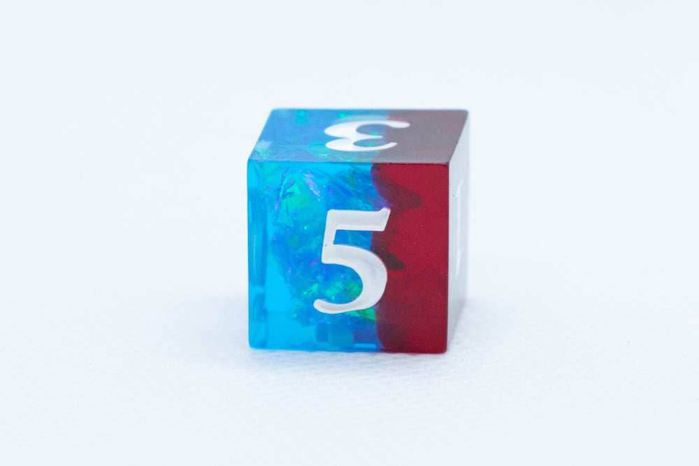 Blue on Red Sharp Edge Resin d6 / d20-Dice (Blue- Red w/ White Numbers) - d6