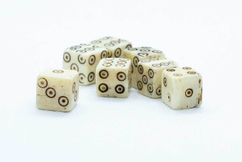 Camel Bone Dice 10mm (Deep Eye & Ring) Off-White Brown d6 (sold by the piece) - 