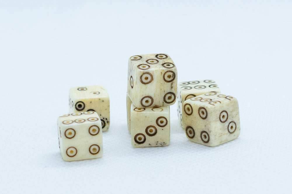Camel Bone Dice 10mm (Deep Eye & Ring) Off-White Brown d6 (sold by the piece) - 