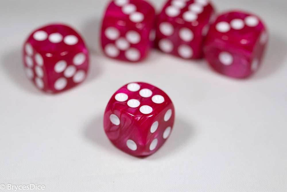 Pearl/Swirl Pipped d6 Dice Orange/Pink/Maroon/Electric Yellow/Brown/Blue/Green/Cranberry 16mm (SOLD BY PIECE) - Cranberry