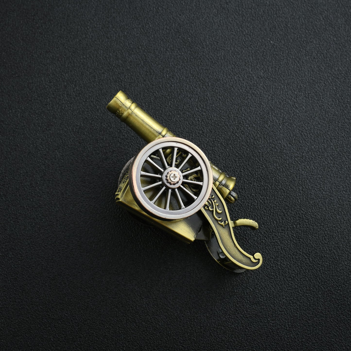 Cannon Lighter