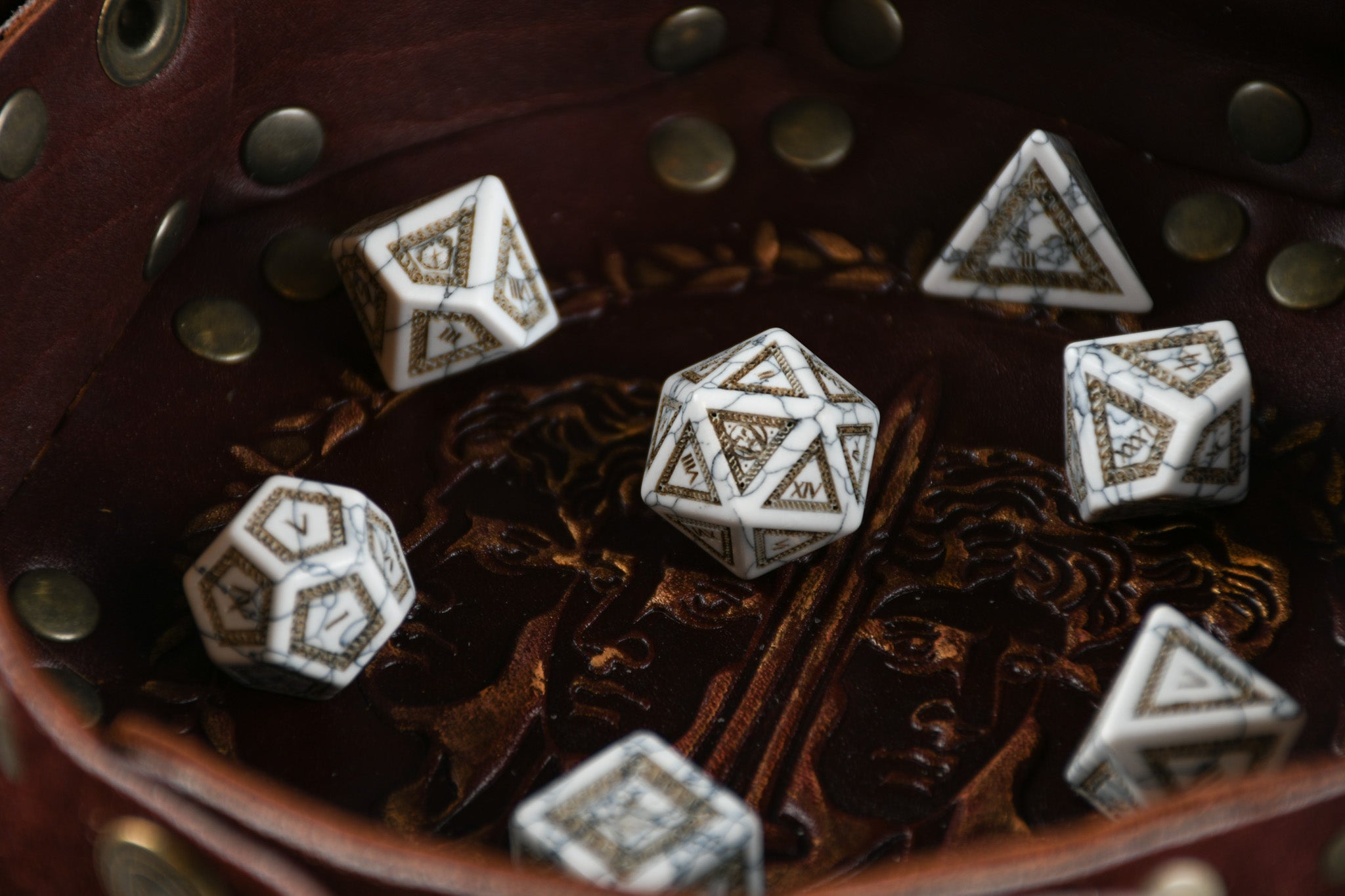 Roman White Howlite Stone Dice Set
