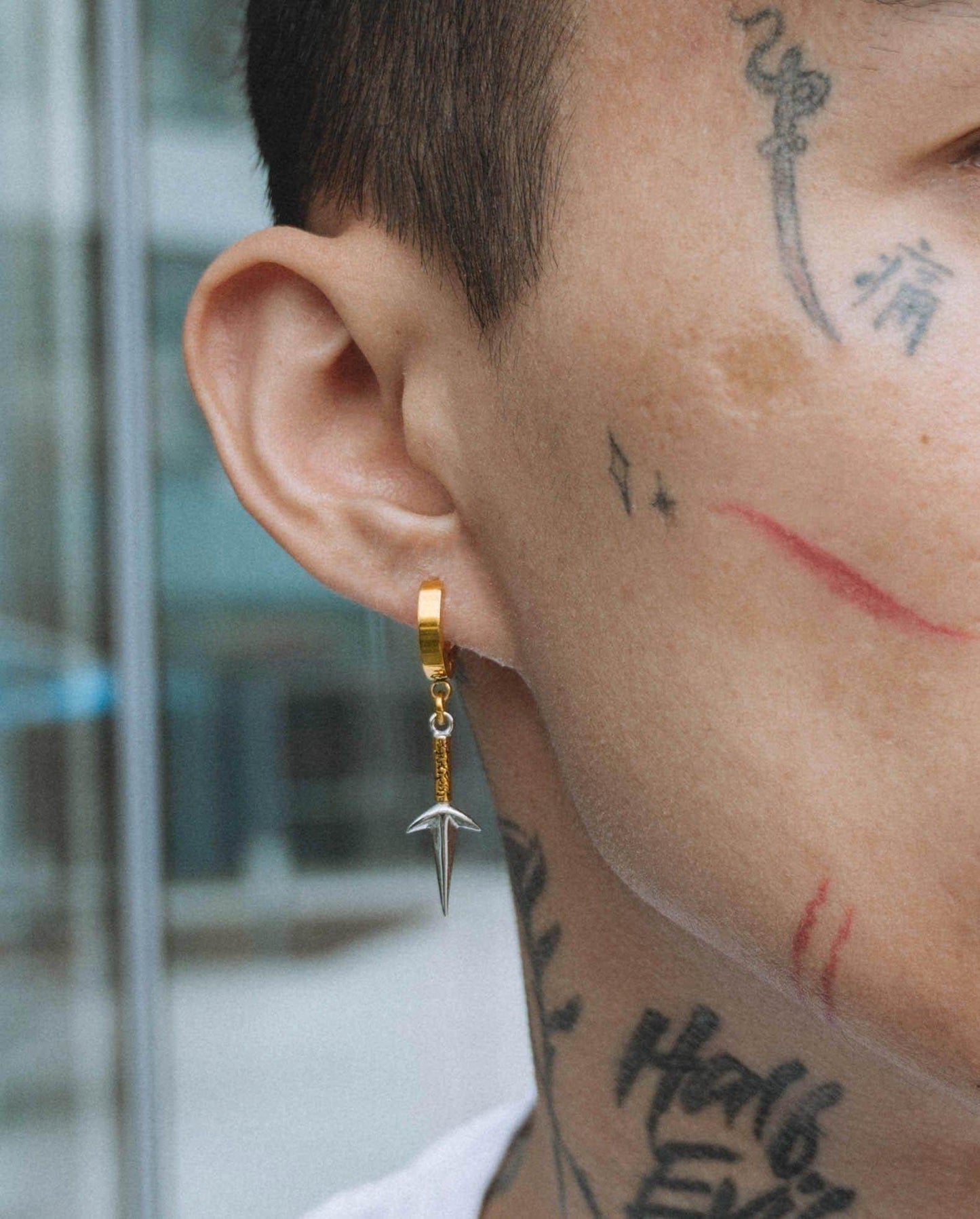 Naruto™ Minato's Kunai Earring - Chrome / Single