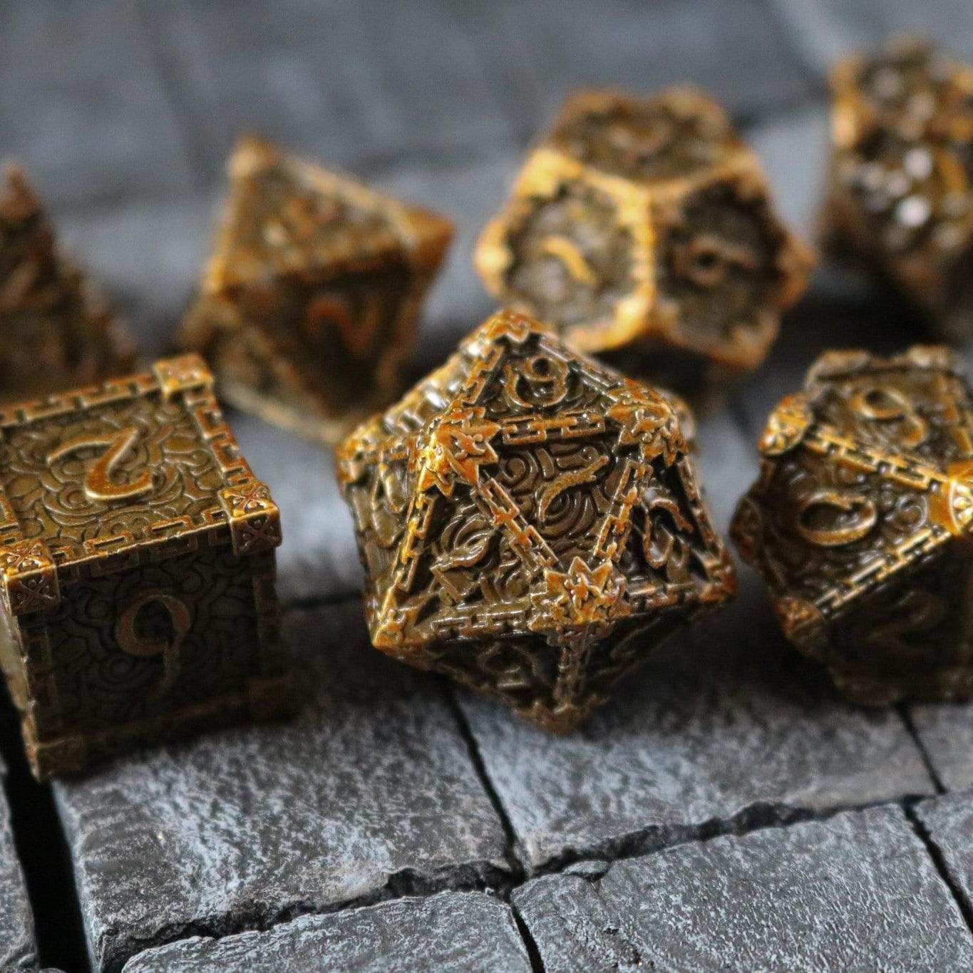 Dagger Gold Metal DND Dice Set - Only 1 D20