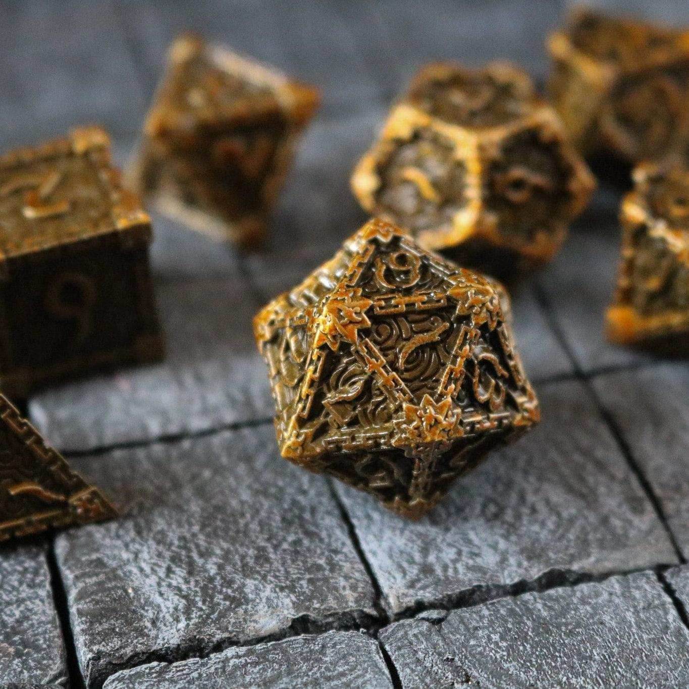 Dagger Gold Metal DND Dice Set - Only 1 D20