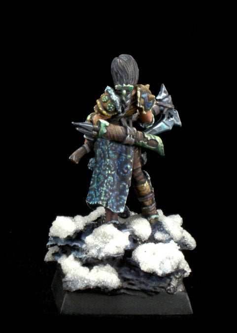 Dark Heaven Legends: Hanei, Female Warrior Human Barbarian - 