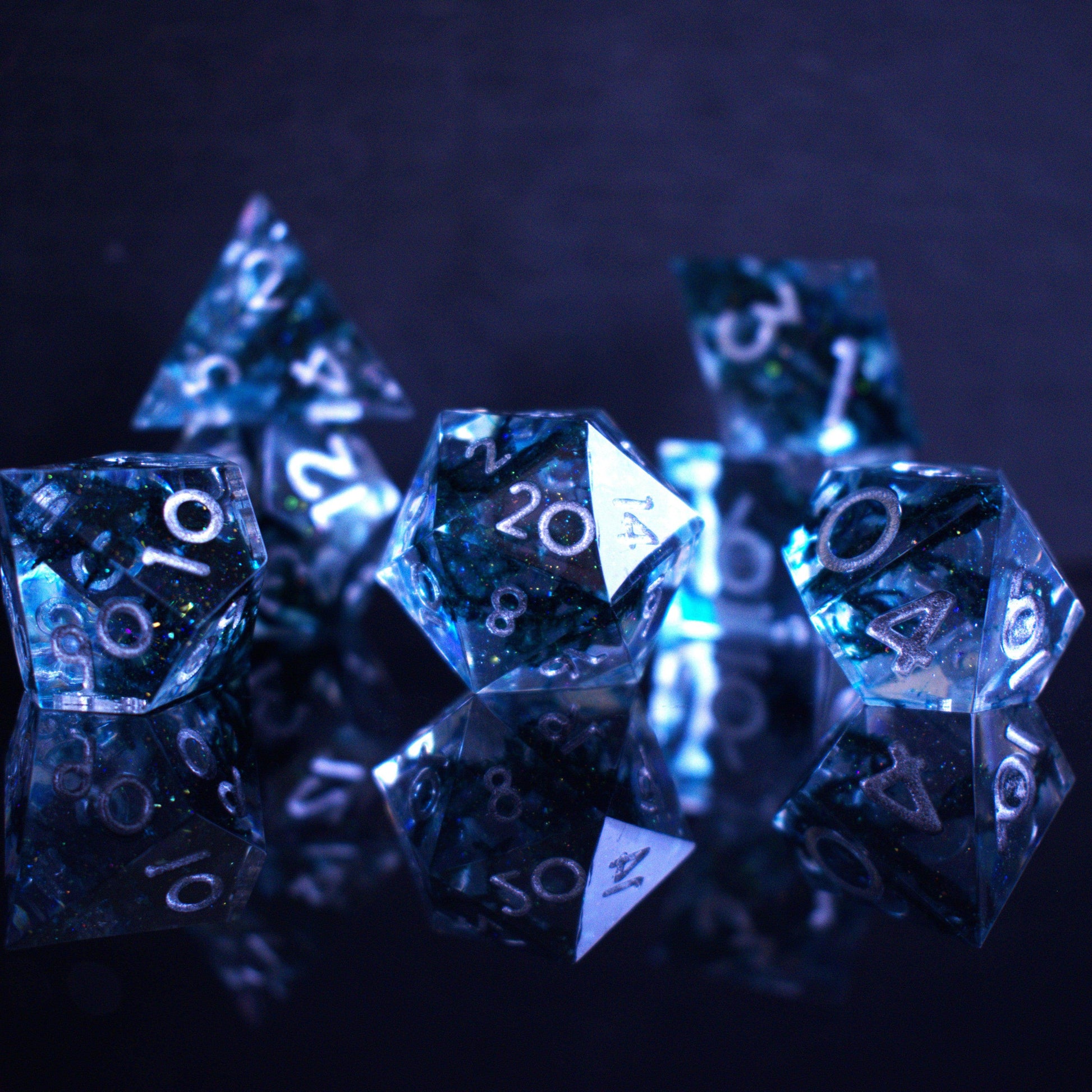 Dark Tide Sharp-Edged Resin Dice Set - 