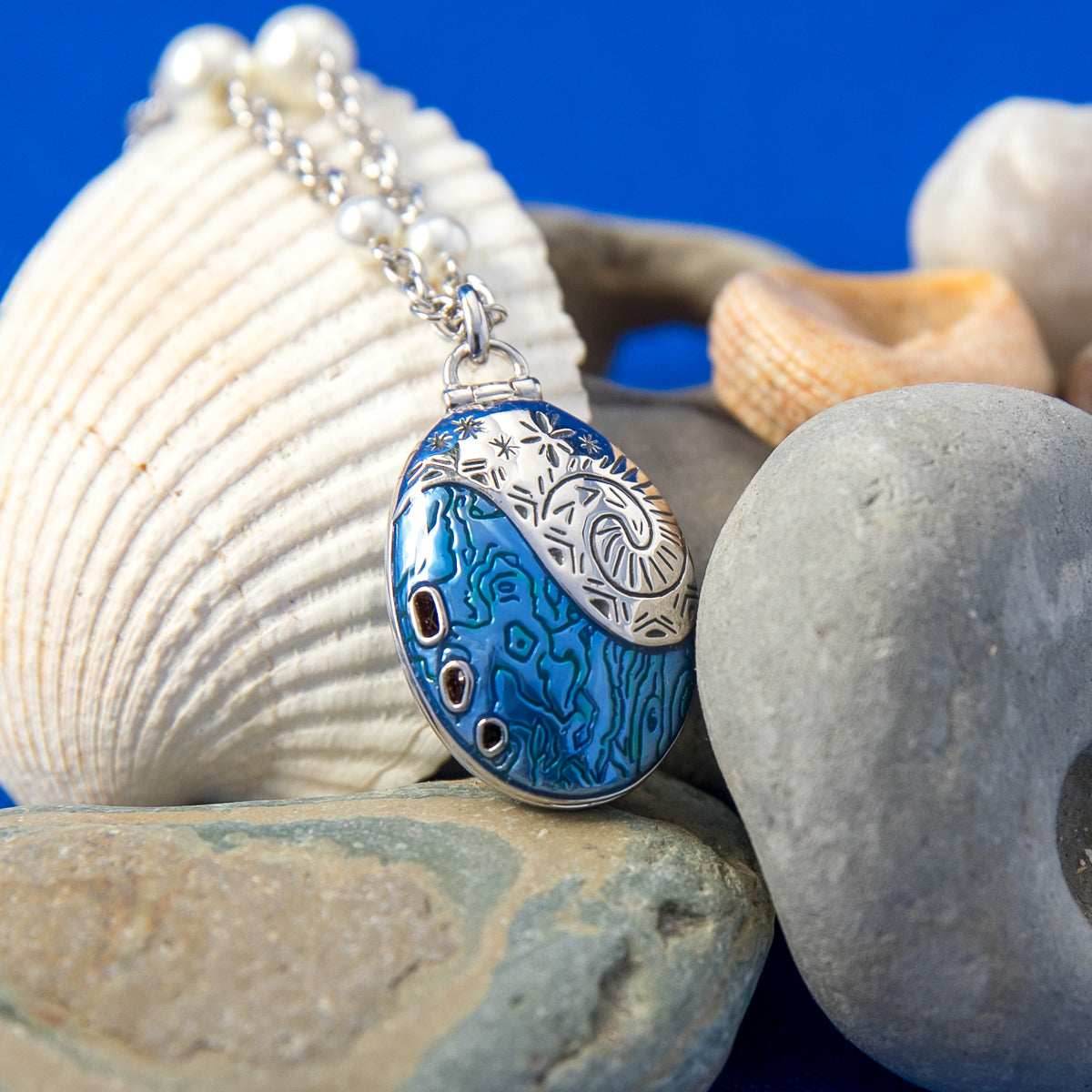 Disney X RockLove DISNEY MOANA 2 Sea Star Enameled Locket - 