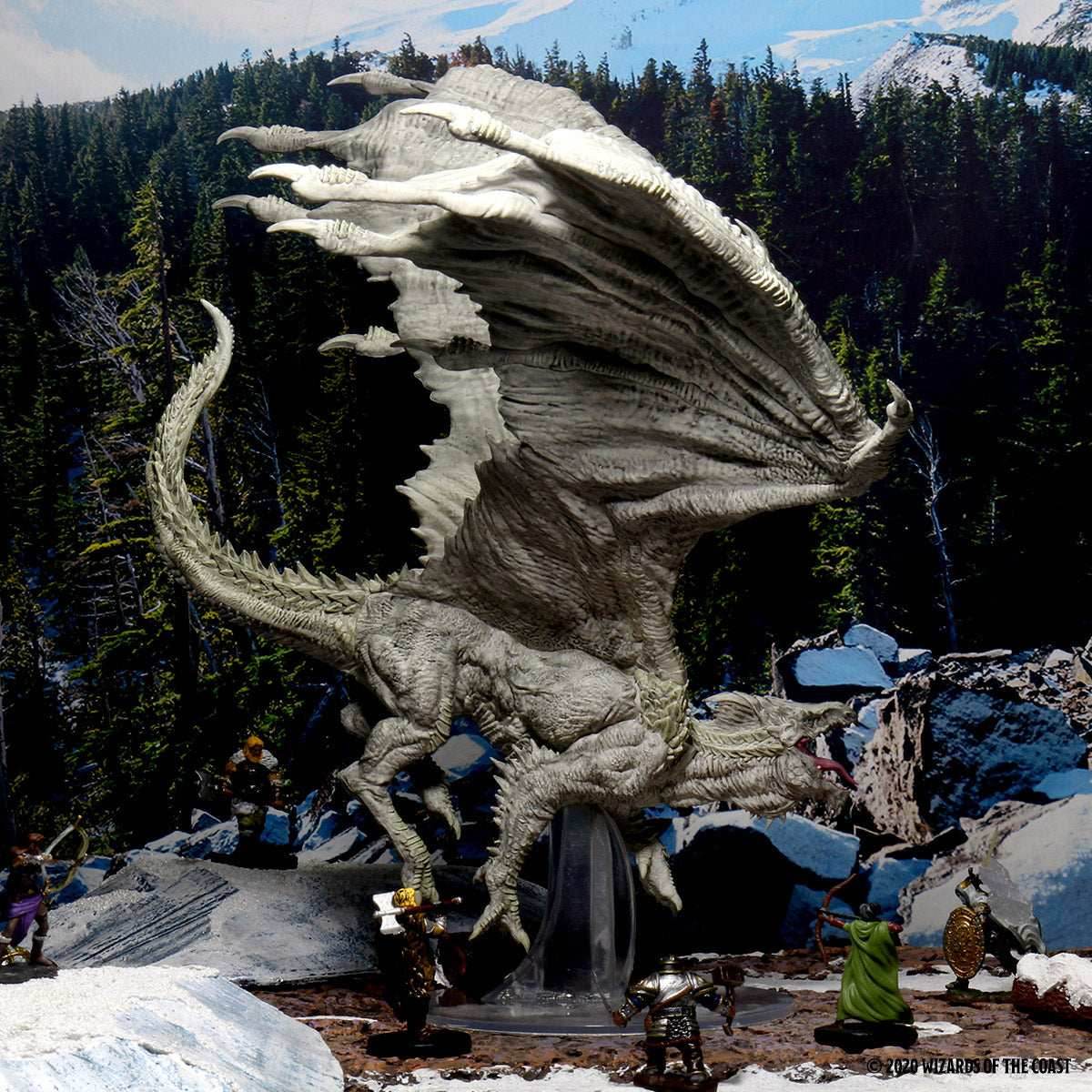 D&D: Icons of the Realms - Adult White Dragon Premium Figure - 