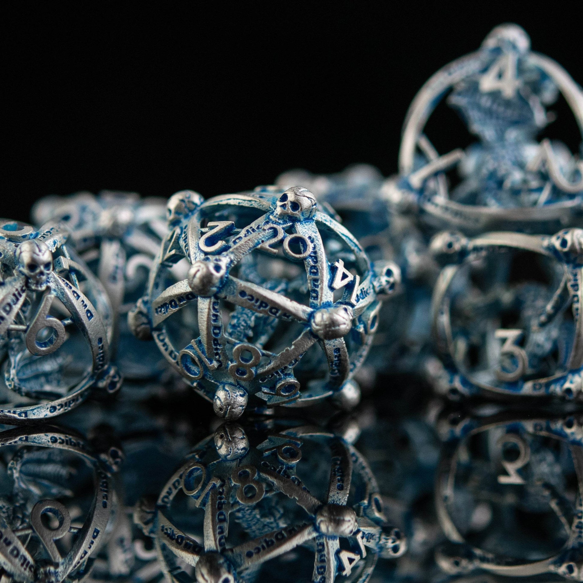 Draco Immortui Hollow Metal Dice Set - Aqua and Silver - 