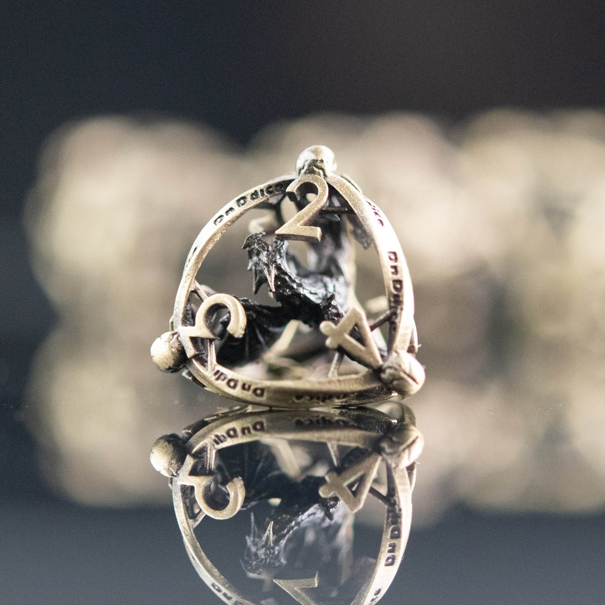 Draco Immortui Hollow Metal Dice Set - Champagne Gold - 