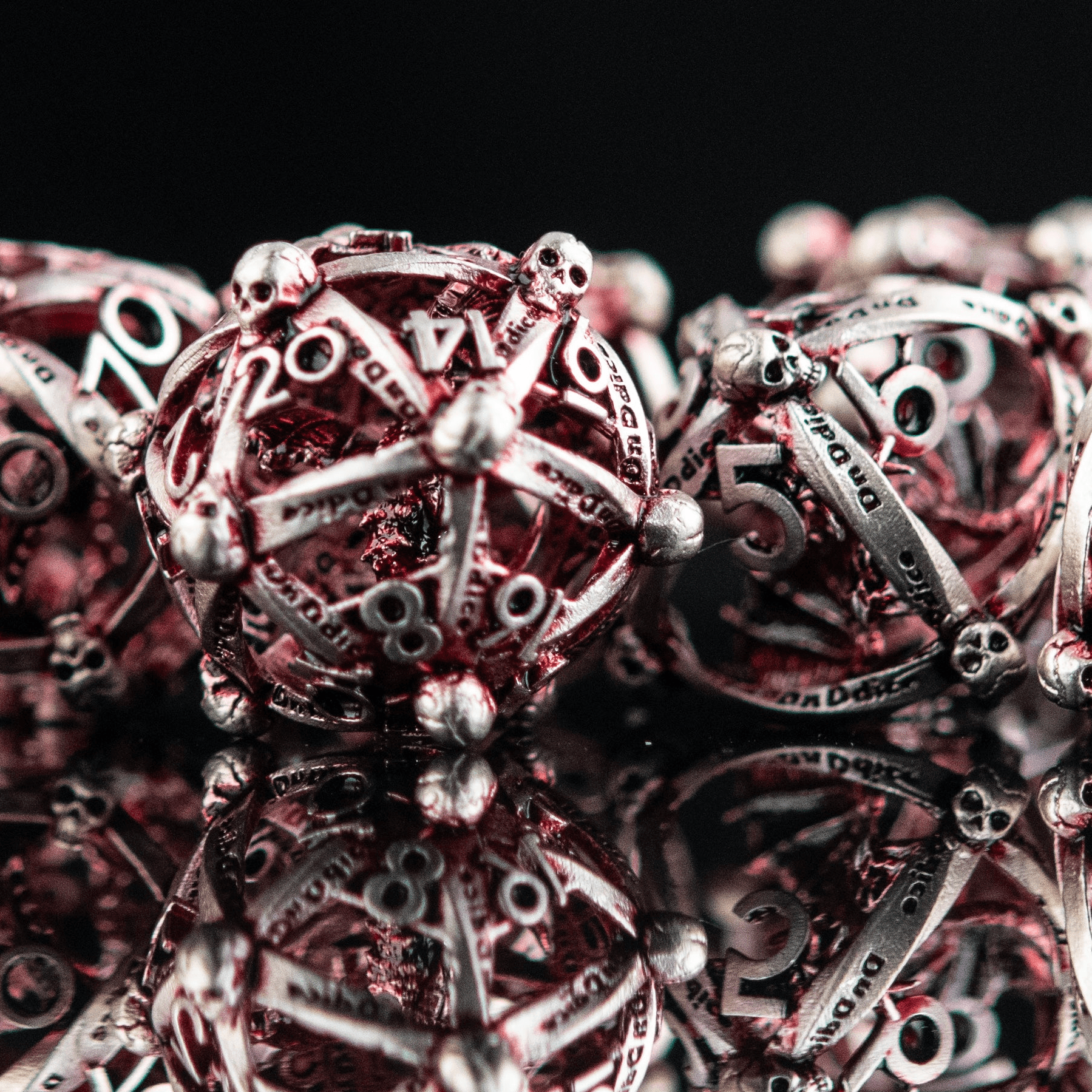 Draco Immortui Hollow Metal Dice Set - Red and Silver - 