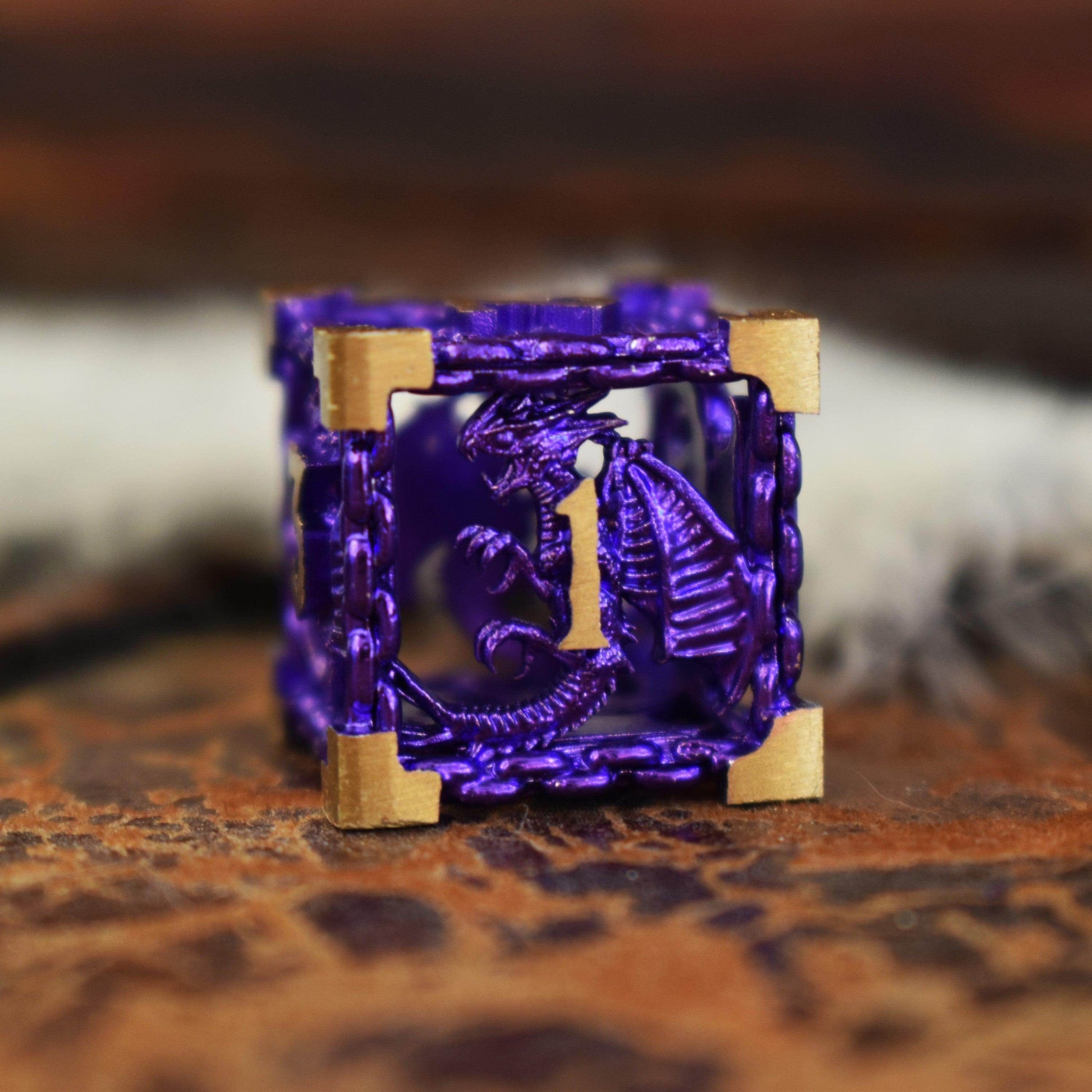 Dragon's Lair Hollow Metal Dice Set - Purple - 