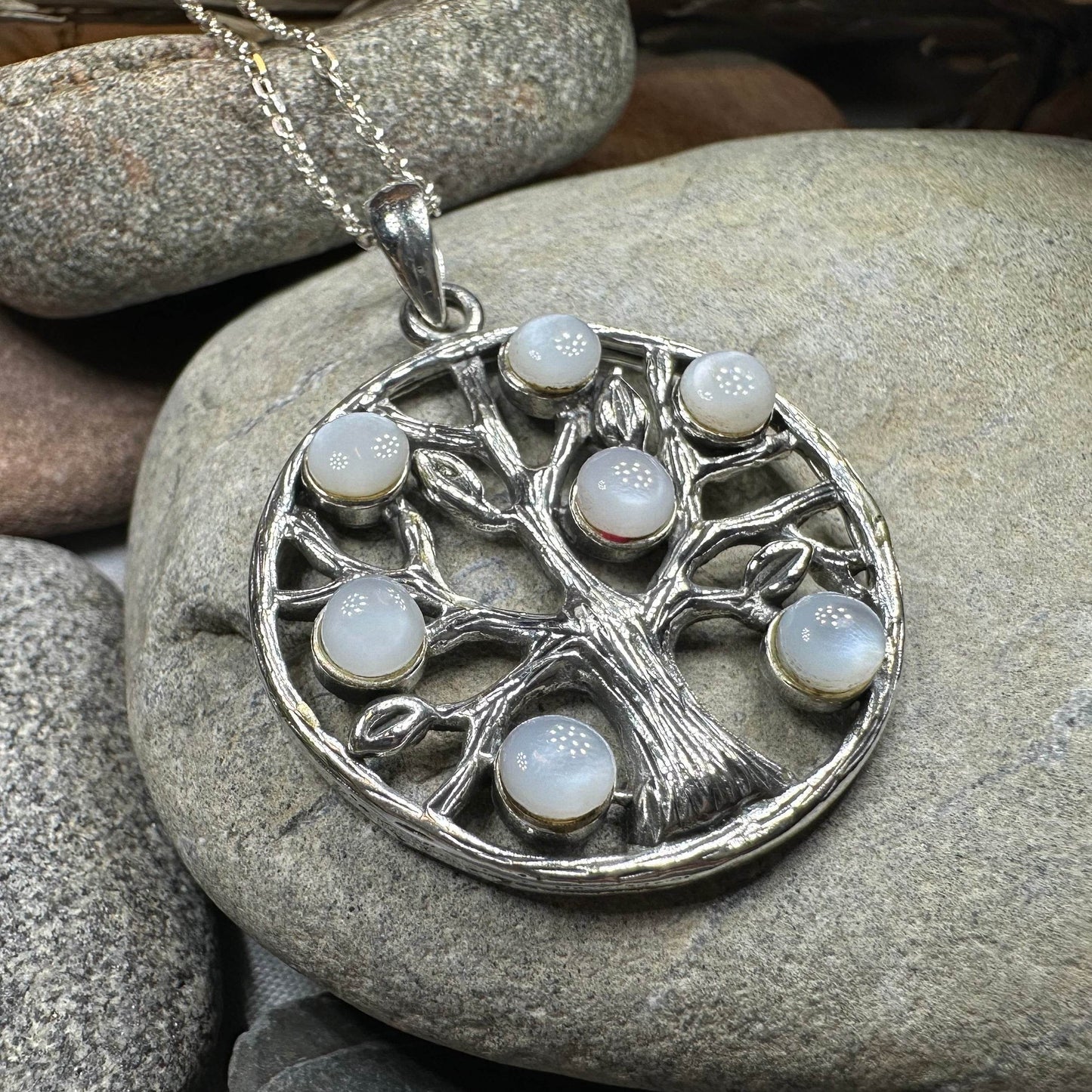 Anice Tree of Life Necklace - Mother of Pearl