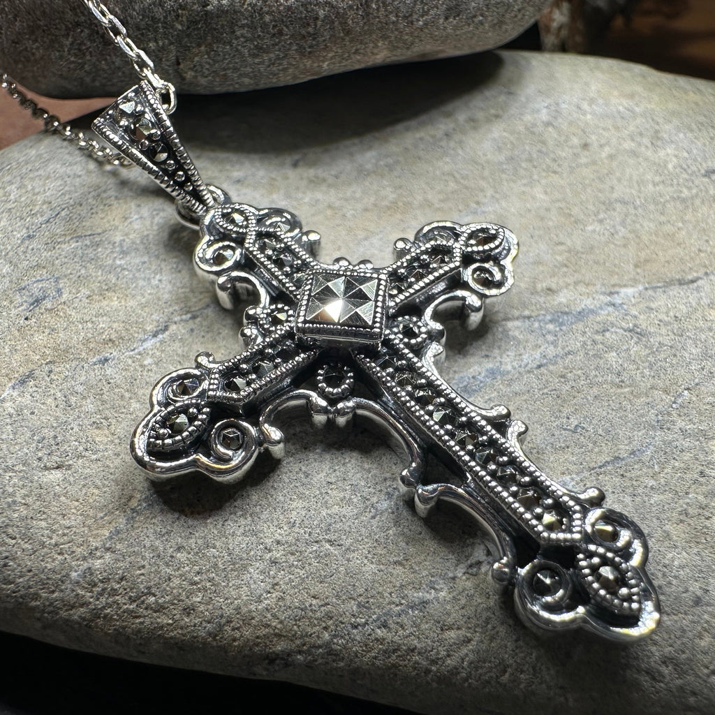 Scottish Skinnet Cross Necklace