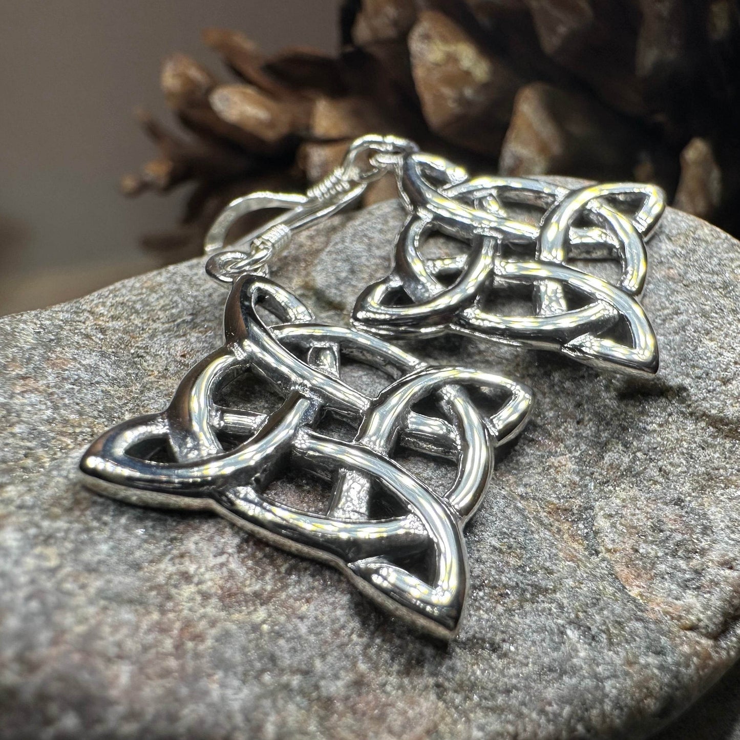 Dynra Celtic Knot Earrings - 