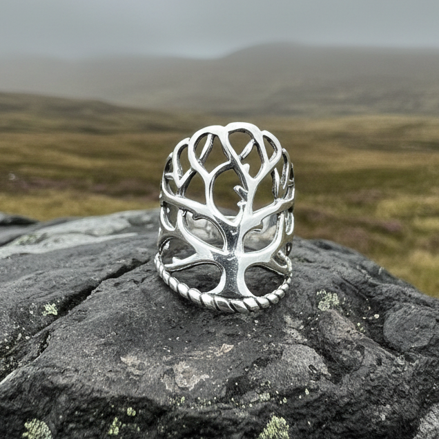 Áedh Tree of Life Ring
