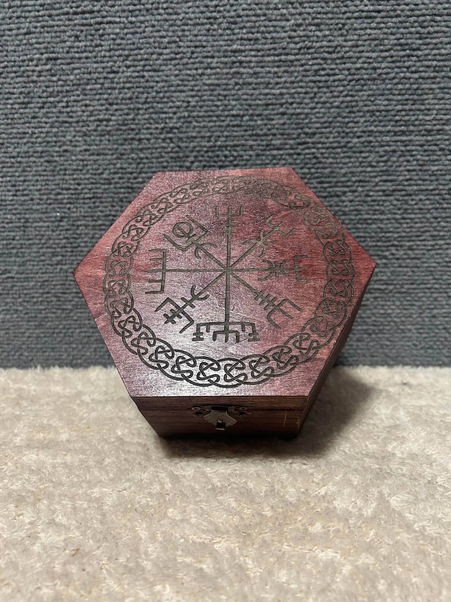 Vegvisir Box - Hexagon