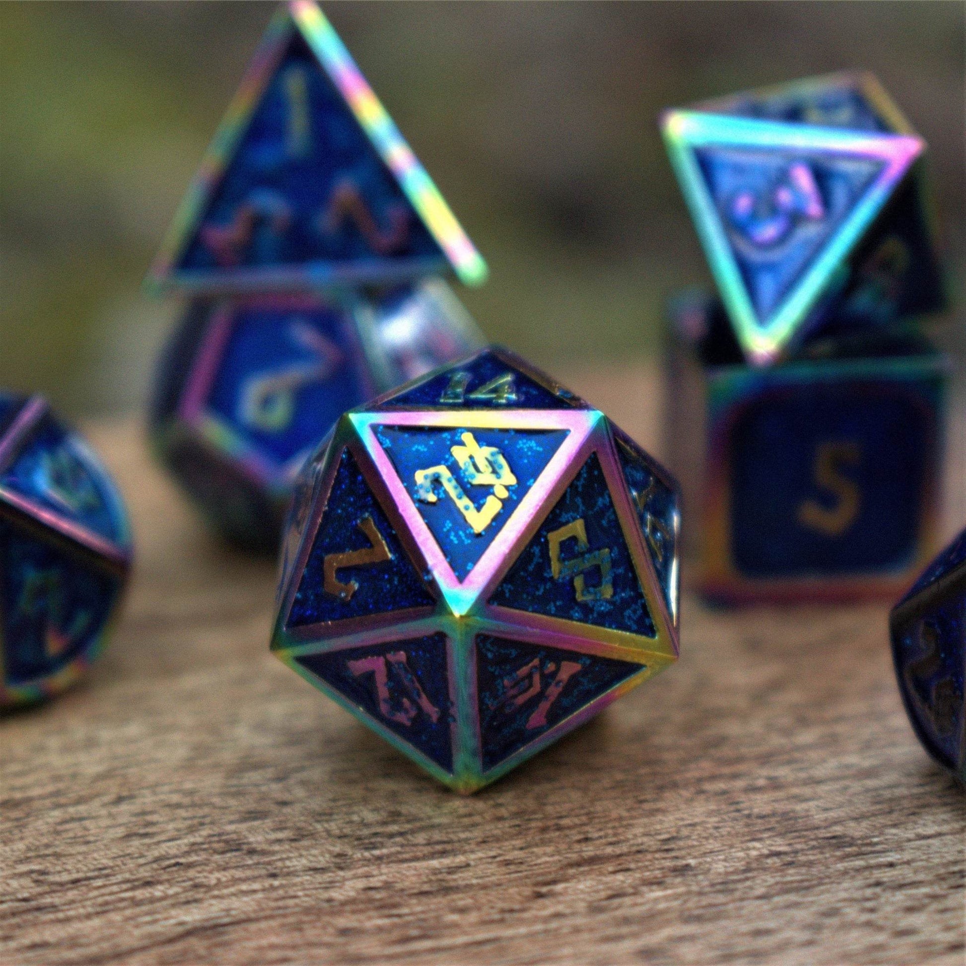 Elder Runes Iridescent And Blue Glitter Metal Dice Set - 