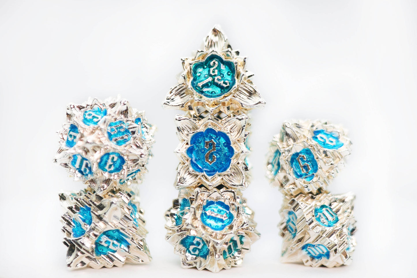 Floral Starburst: Silver Bluebells - Metal RPG Dice Set - 