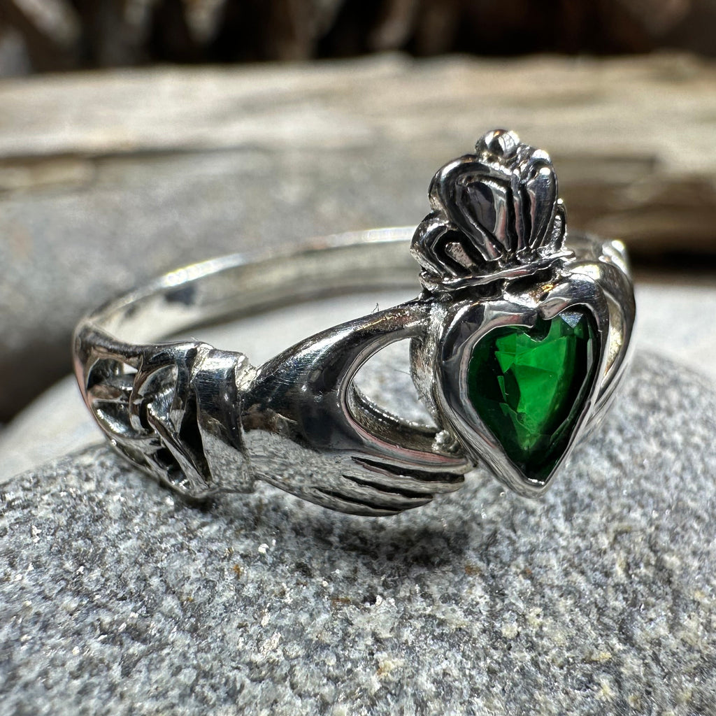 Claddagh Trinity Knot Ring