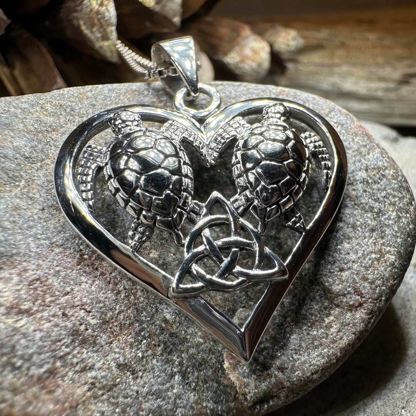 Celtic Turtle Lovers Necklace - 18