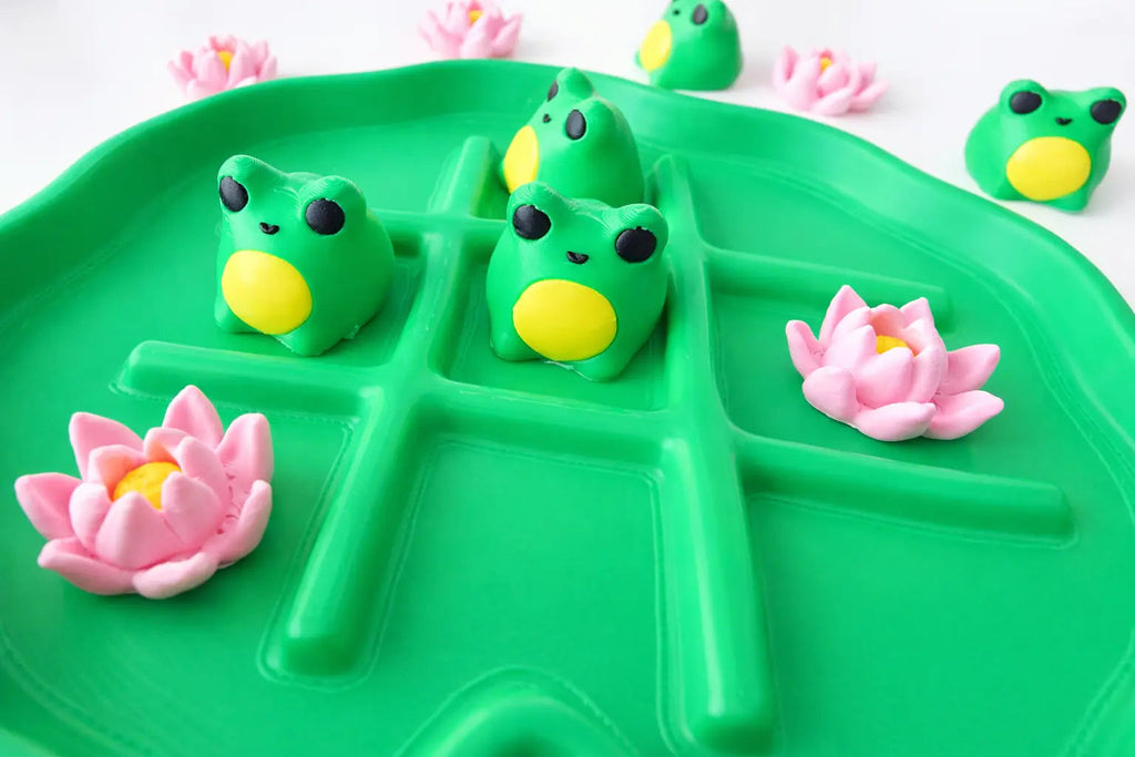 Frog and Lily Pad Tic Tac Toe Game — Pond-Themed Board Game | 3D Printed
