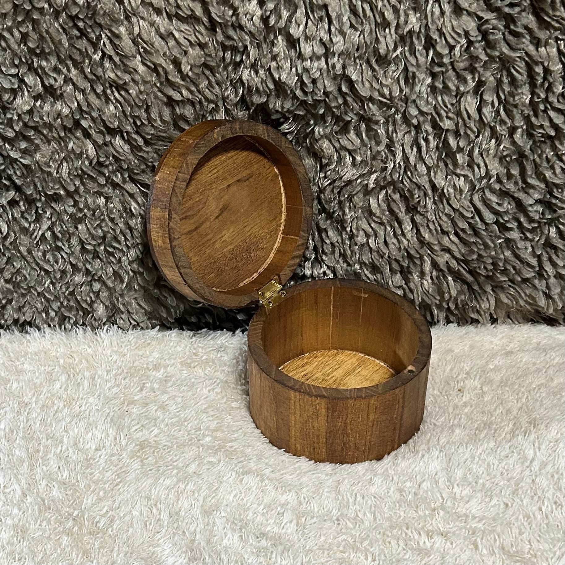 Death Head Moth Round Box - 