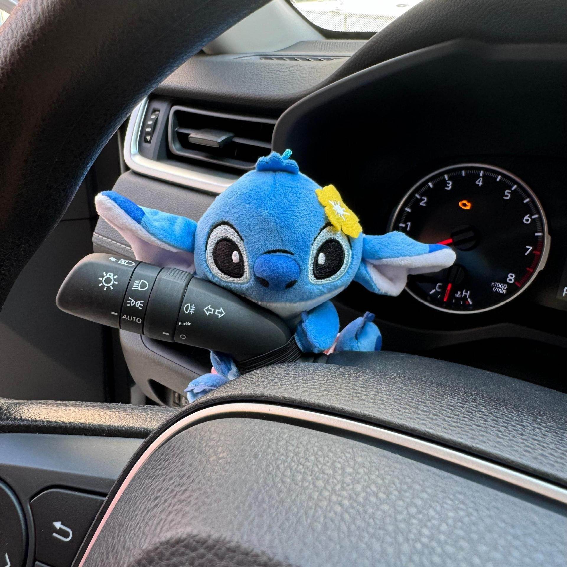 Stilwell's Cute Car Interior Decoration
