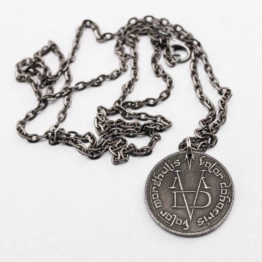 Valar Morghulis Necklace The Faceless Man - 