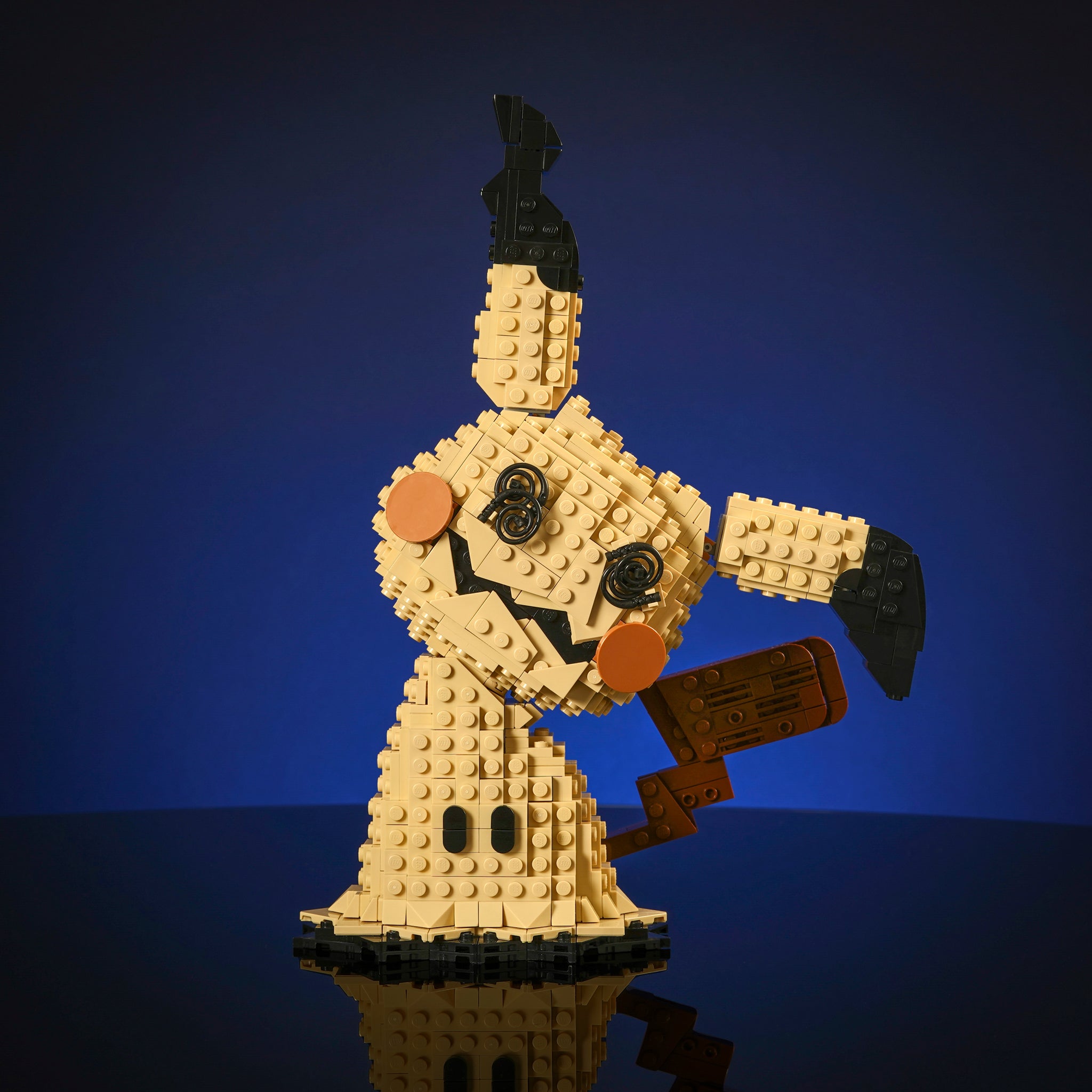 Life-Sized Ghostly Mimic