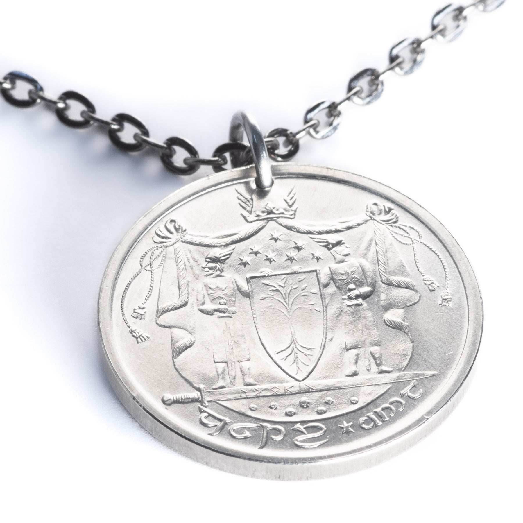 GONDOR™ Crown Necklace - 